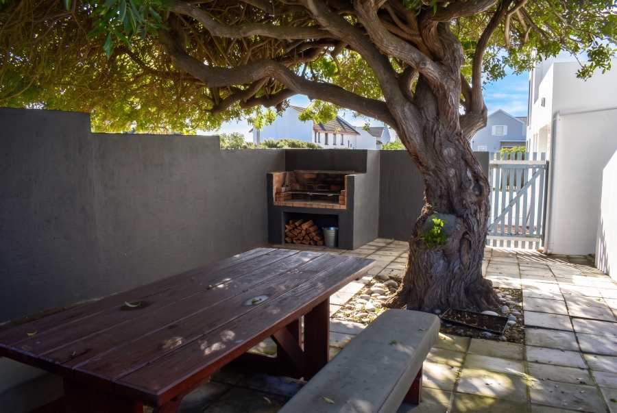 4 Bedroom Property for Sale in Arniston Western Cape